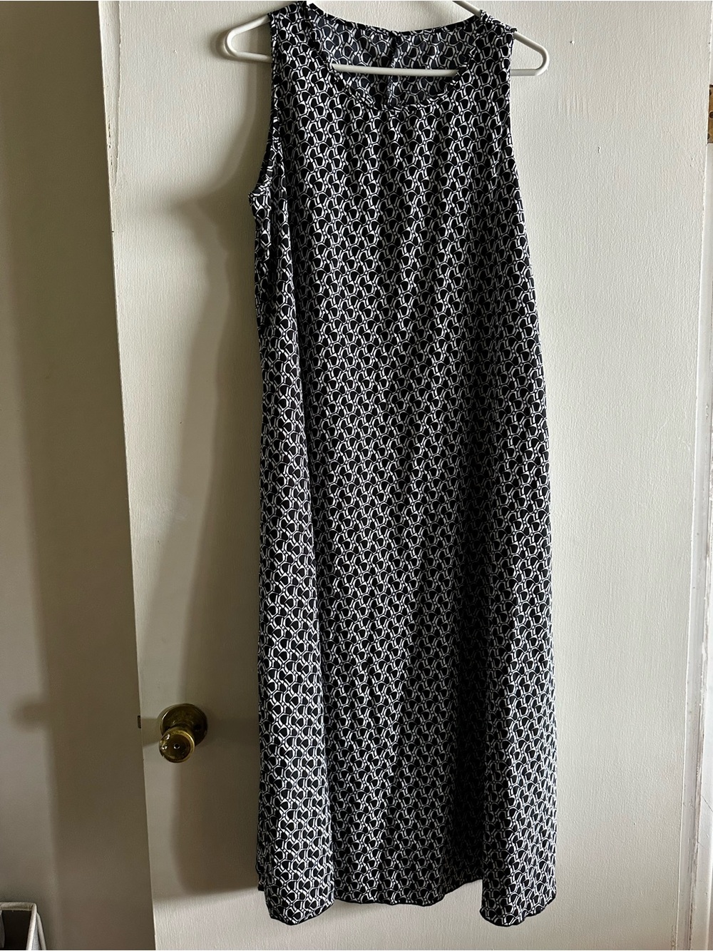 Sleeveless Black & White Patterned Midi Dress